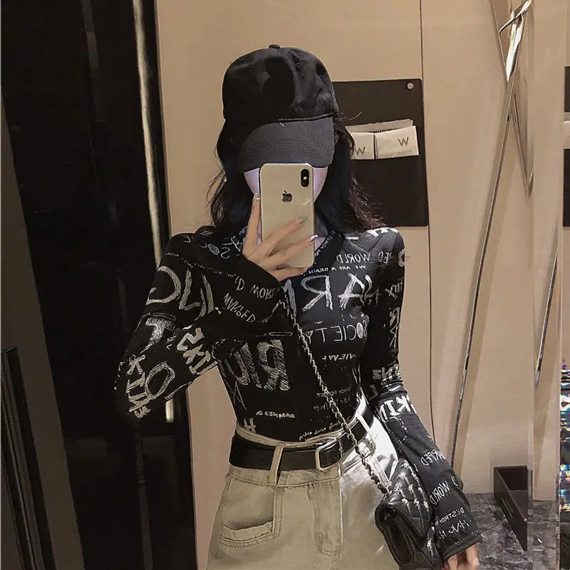 2021 Spring New Korean Style Round Neck Base Long Sleeve Shirt Letter Graffiti T- Shirt Women 's Fashion
2021 Spring New Korean Style Round Neck Base Long Sleeve Shirt Letter Graffiti T- Shirt Women 's Fashion