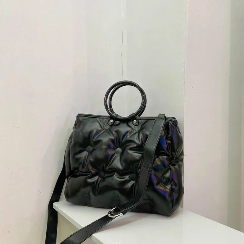 fashion space padded large capacity totes designer round handle handbags luxury pu leather down cotton shoulder crossbody bags
fashion space padded large capacity totes designer round handle handbags luxury pu leather down cotton shoulder crossbody bags
