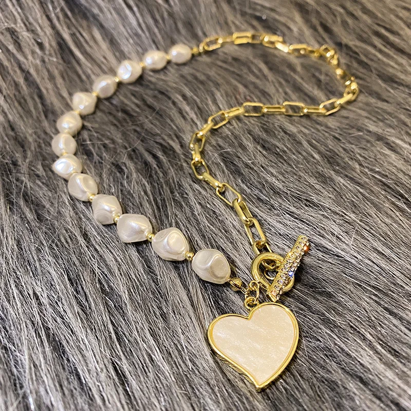 Sweet Peach Heart Pendant Pearls Necklace For Women Fashion Temperament OT Buckle Clavicle Chain Sweet Girl Jewelry Gift 
Sweet Peach Heart Pendant Pearls Necklace For Women Fashion Temperament OT Buckle Clavicle Chain Sweet Girl Jewelry Gift