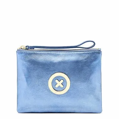 MISTBLUE COLOR SHEEPSKIN XO LOGO MEDIUM POUCH WITH ZIPPER AND WRIST STRAP 15X20CM
MISTBLUE COLOR SHEEPSKIN XO LOGO MEDIUM POUCH WITH ZIPPER AND WRIST STRAP 15X20CM