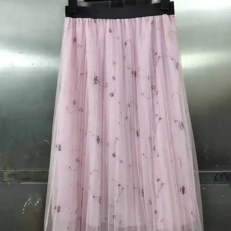 Pleated mesh skirt women's mid length high waist slim embroidery lace A-line pompous skirt
Pleated mesh skirt women's mid length high waist slim embroidery lace A-line pompous skirt