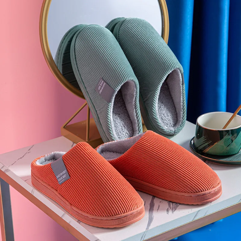 2021 winter warm cotton slippers women's men's couple home shoes simple anti slip indoor slide corduroy couple slippers women's
2021 winter warm cotton slippers women's men's couple home shoes simple anti slip indoor slide corduroy couple slippers women's