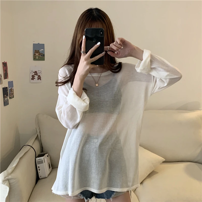 See-through Thin Sun Protection Knitted Blouse for Women Summer 2021 New Loose Outer Wear Versatile Long Sleeve Ice Silk Top
See-through Thin Sun Protection Knitted Blouse for Women Summer 2021 New Loose Outer Wear Versatile Long Sleeve Ice Silk Top