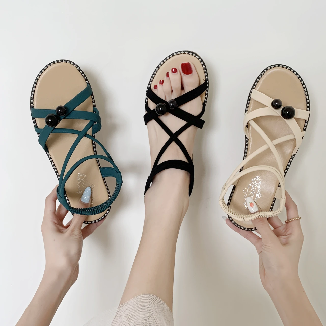 Ladies Flat Sandals Casual Student Shoes Summer Fairy Sandals Fashion All-match Beige Beach Shoes Zapatillas Mujer 2022 new
Ladies Flat Sandals Casual Student Shoes Summer Fairy Sandals Fashion All-match Beige Beach Shoes Zapatillas Mujer 2022 new