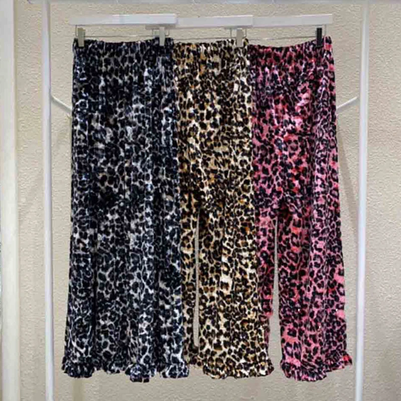 Womens High Waist Leopard Printed Long Pants Loose Wide Leg Trousers Winter Velvet Elastic Waistband Stretch Casual Clubwear 
Womens High Waist Leopard Printed Long Pants Loose Wide Leg Trousers Winter Velvet Elastic Waistband Stretch Casual Clubwear