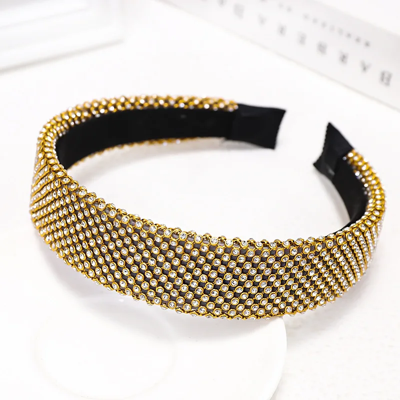 DUOJIAOYAN New Retro color rhinestone headband Shiny color diamond wide hair band Women Luxurious headpiece
DUOJIAOYAN New Retro color rhinestone headband Shiny color diamond wide hair band Women Luxurious headpiece
