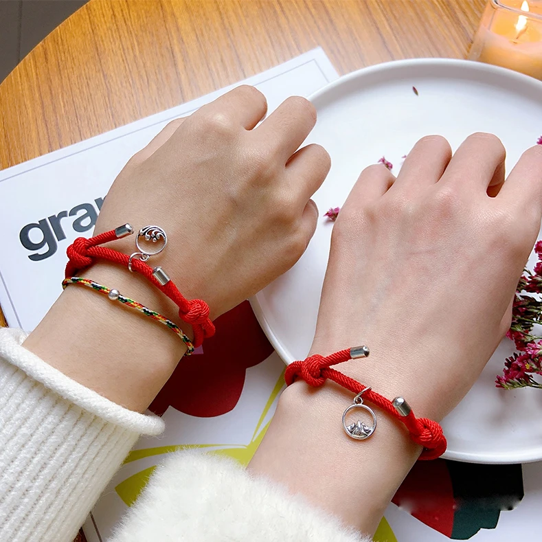 2pcs Mountain Sea Charm Adjustable Magnet Bracelet for Couples Femme Red Rope Bracelets Gifts for Homme Women Friendship Jewelry
2pcs Mountain Sea Charm Adjustable Magnet Bracelet for Couples Femme Red Rope Bracelets Gifts for Homme Women Friendship Jewelry
