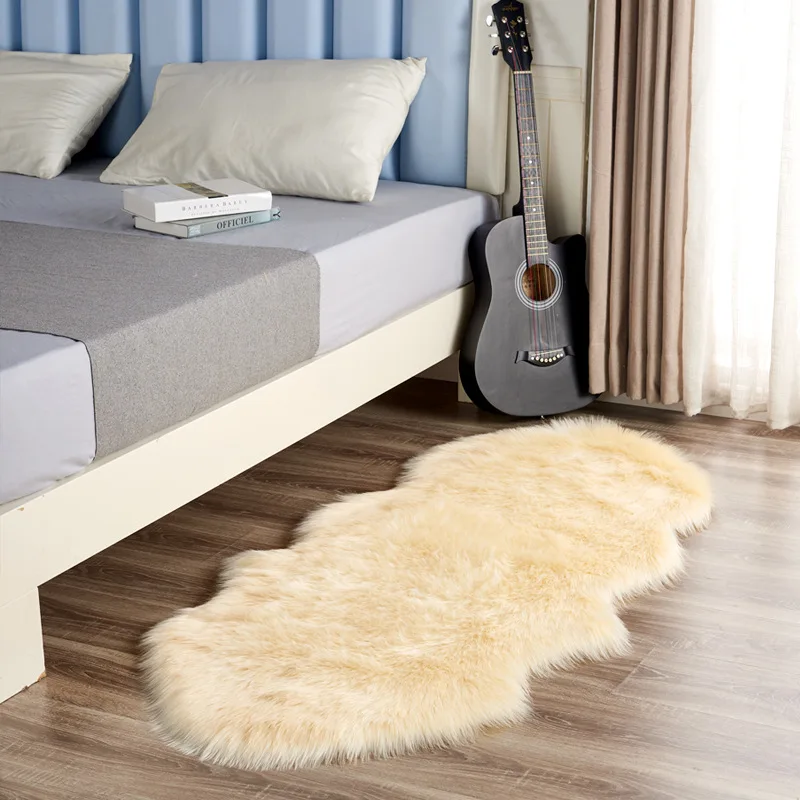 Plush Carpet Bedroom Bedside Blanket Bay Window Cushion Imitation Wool Sofa Cushion Plush Floor Cushion Home Decoration
Plush Carpet Bedroom Bedside Blanket Bay Window Cushion Imitation Wool Sofa Cushion Plush Floor Cushion Home Decoration