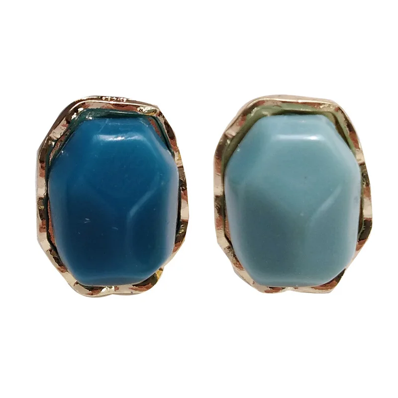 S925 needle New Asymmetrical Earrings Retro Temperament Two Tone Color of Blue Stud Earrings For Women Jewelry Gifts
S925 needle New Asymmetrical Earrings Retro Temperament Two Tone Color of Blue Stud Earrings For Women Jewelry Gifts