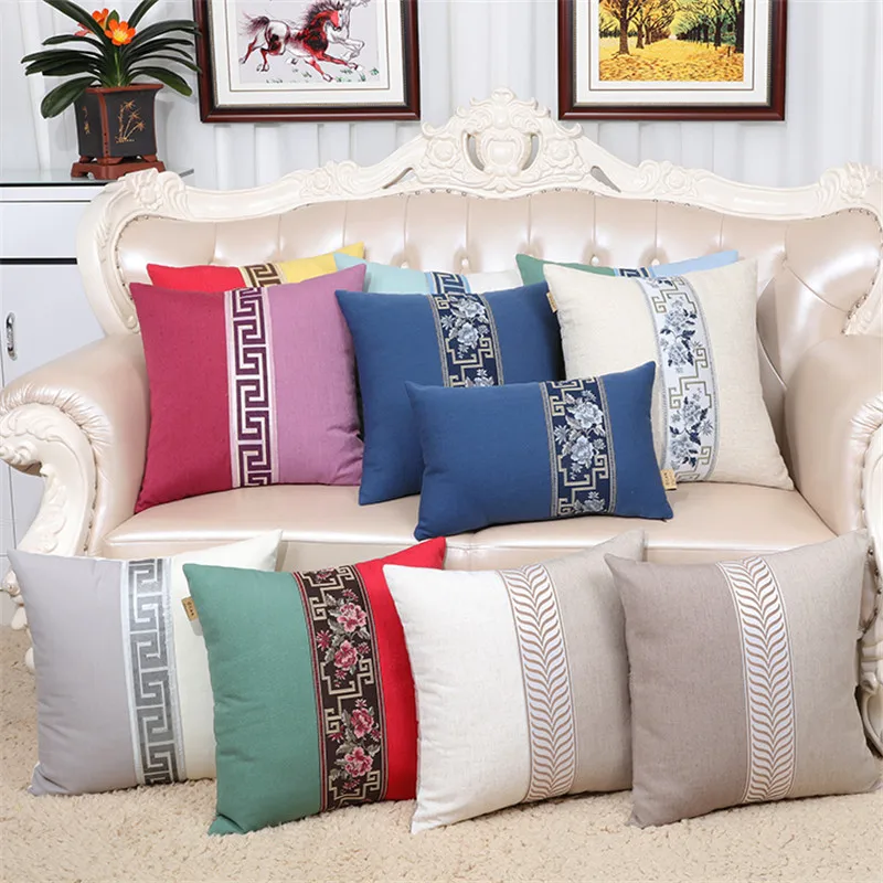 European Simple Modern Pillowcase Living room essential Soft and comfortable white and grey cushion cover 60x60 cm
European Simple Modern Pillowcase Living room essential Soft and comfortable white and grey cushion cover 60x60 cm