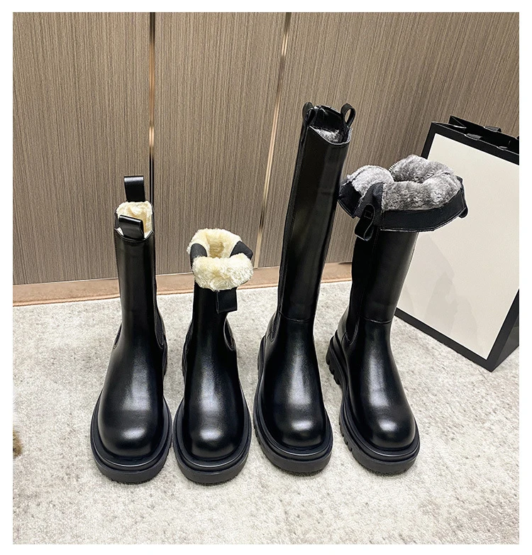 Snow boots women 2021 new fur one plus velvet thick warm boots winter cotton shoes thick-soled Martin boots
Snow boots women 2021 new fur one plus velvet thick warm boots winter cotton shoes thick-soled Martin boots