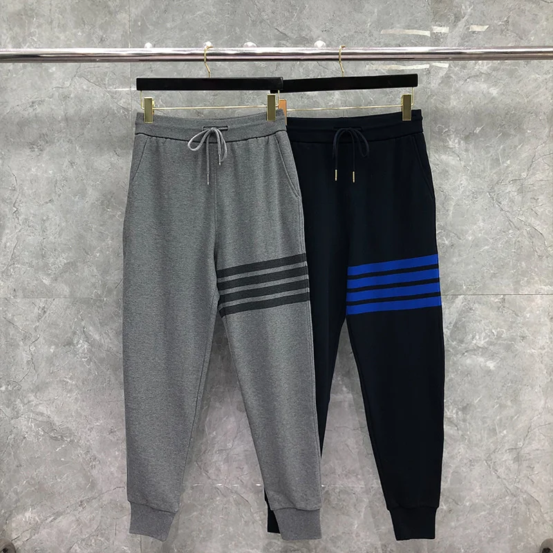 2021 Fashion TB THOM Brand Sweatpants Men Cotton Casual Sports Trousers Striped Spring Autumn Loose Jogger Track Pants
2021 Fashion TB THOM Brand Sweatpants Men Cotton Casual Sports Trousers Striped Spring Autumn Loose Jogger Track Pants