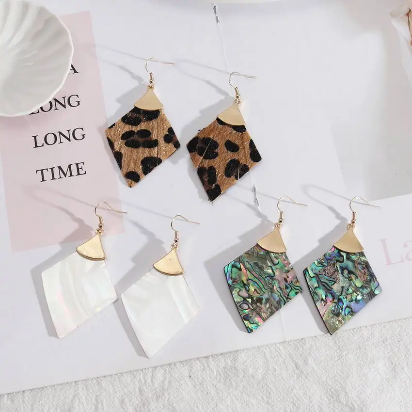 Geometric Point Shell Rhombus Earrings for Women Trendy Vegan Leather Animal Print Cheetah Earrings Kite Shape Abalone Earrings
Geometric Point Shell Rhombus Earrings for Women Trendy Vegan Leather Animal Print Cheetah Earrings Kite Shape Abalone Earrings