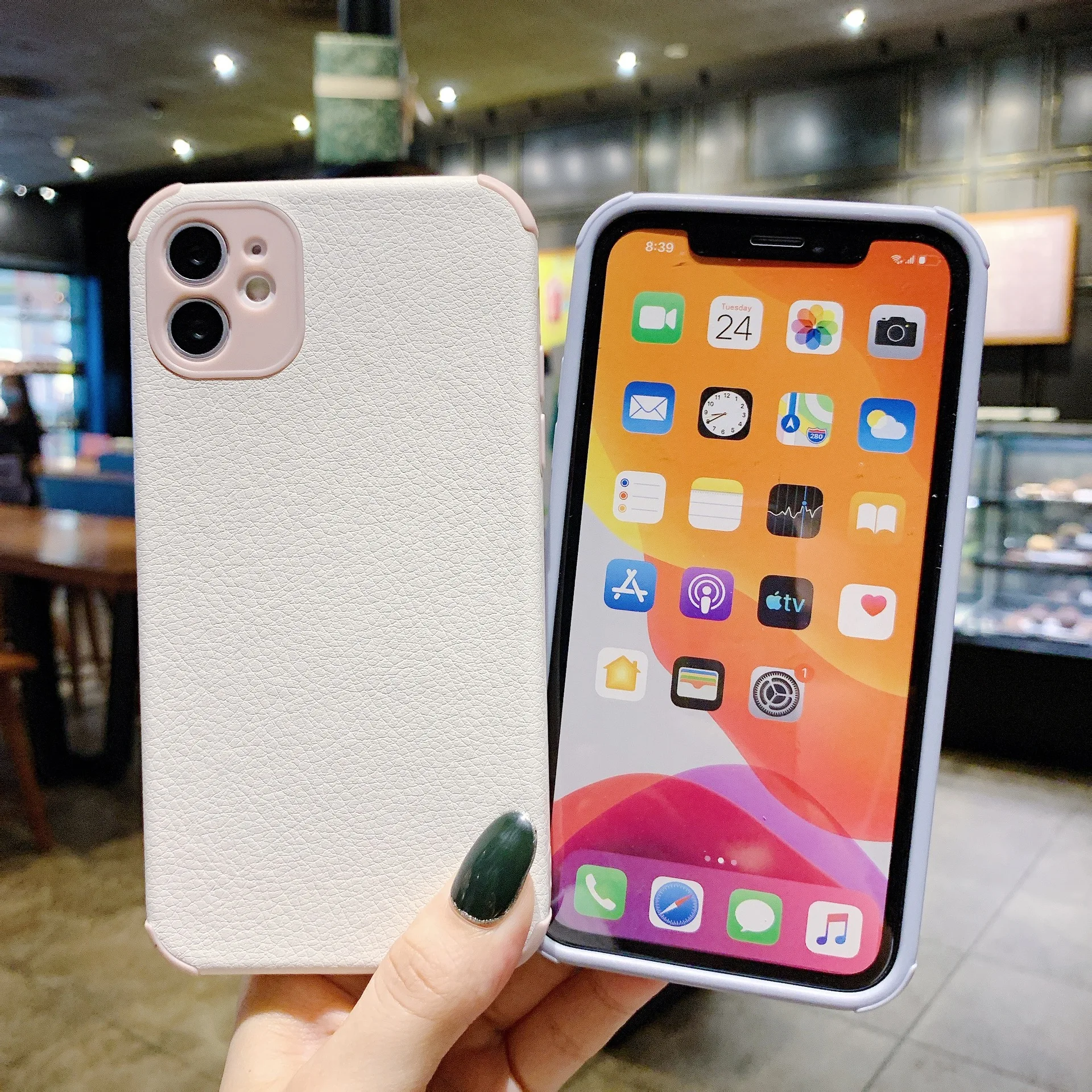 Мягкий силиконовый чехол карамельного цвета для телефона IPhone 11 12 Pro Max 13, защита мини-камеры XS X XR 7 8 Plus SE2020, матовый противоударный
Мягкий силиконовый чехол карамельного цвета для телефона IPhone 11 12 Pro Max 13, защита мини-камеры XS X XR 7 8 Plus SE2020, матовый противоударный