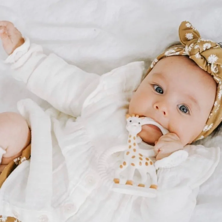 Newborn Baby Girls Clothes Set Infant 3pcs Long Sleeve O neck T-shirt + Floral Little Sunflower Shorts + Headband Autumn Outfits 
Newborn Baby Girls Clothes Set Infant 3pcs Long Sleeve O neck T-shirt + Floral Little Sunflower Shorts + Headband Autumn Outfits