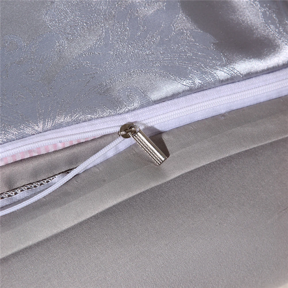 Home Bed Room Luxury Silk Satin Jacquard Duvet Cover Bedding Set Queen King Size Embroidery Bed Set Bed Sheet/Fitted Sheet Set
Home Bed Room Luxury Silk Satin Jacquard Duvet Cover Bedding Set Queen King Size Embroidery Bed Set Bed Sheet/Fitted Sheet Set