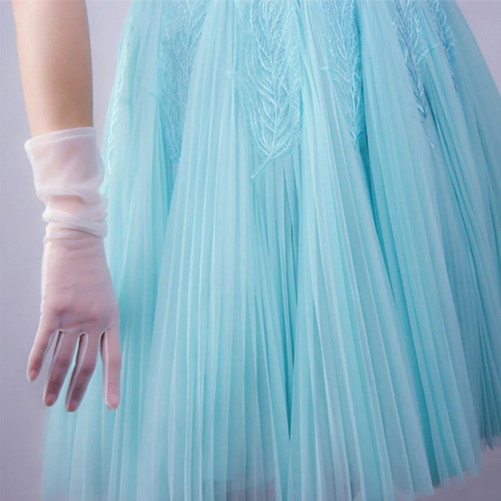 Sexy Lace Elastic Driving Sunscreen Gloves 38cm Women Thin Long Black Gauze Anti-UV Transparent Opera Party Gloves
Sexy Lace Elastic Driving Sunscreen Gloves 38cm Women Thin Long Black Gauze Anti-UV Transparent Opera Party Gloves