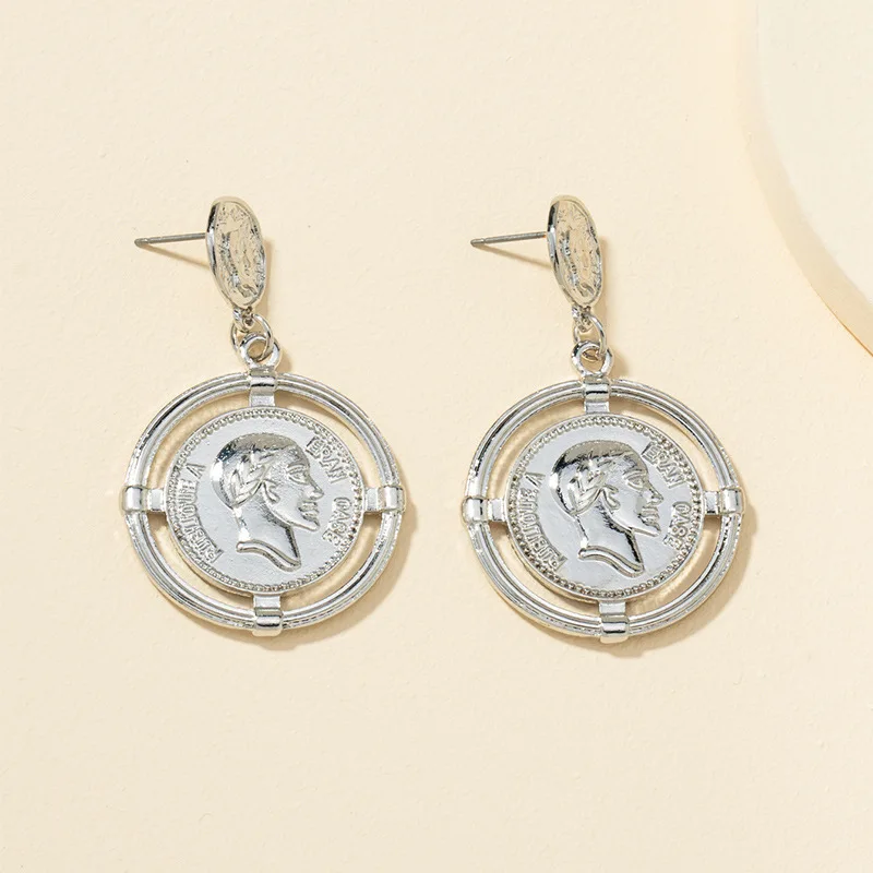 New Hip Hop Metal Big Head Portrait Coin Drop Earrings For Women Punk Round Geometry Long Large Earrings Statement Jewelry Gift
New Hip Hop Metal Big Head Portrait Coin Drop Earrings For Women Punk Round Geometry Long Large Earrings Statement Jewelry Gift