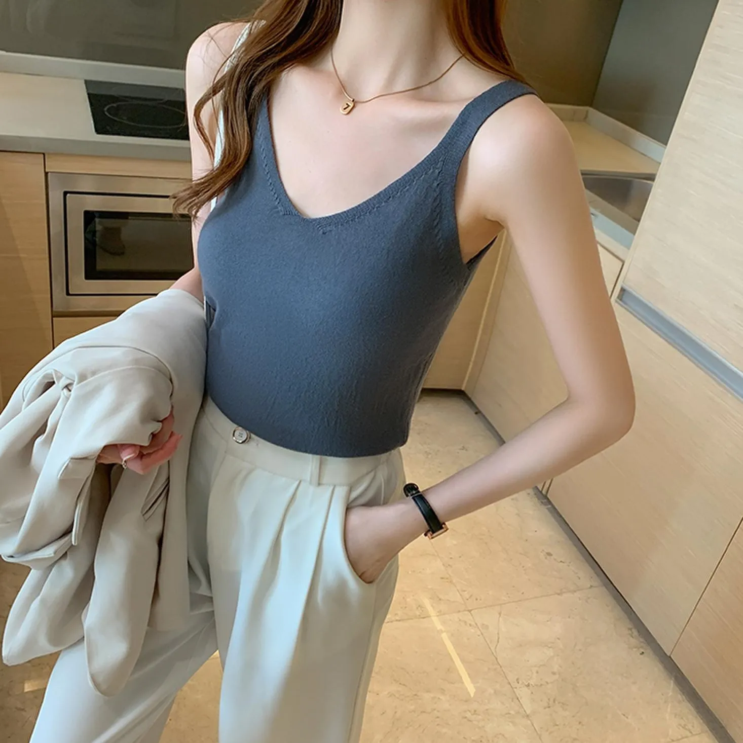 New Halter Bandage Sexy Crop Tops Women Solid Cotton Underwear Tank Vest Summer Womens Camisole Sleeveless Slim Skinny Solid
New Halter Bandage Sexy Crop Tops Women Solid Cotton Underwear Tank Vest Summer Womens Camisole Sleeveless Slim Skinny Solid