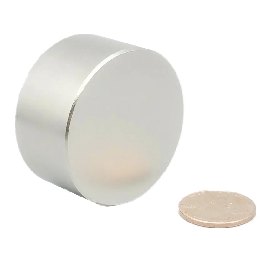 Grade N52 NdFeB Disc Magnet Diameter 40x20 mm 60.7kg Pulling Neodymium Permanent Magnets Axially Magnetized Garage Magnets
Grade N52 NdFeB Disc Magnet Diameter 40x20 mm 60.7kg Pulling Neodymium Permanent Magnets Axially Magnetized Garage Magnets