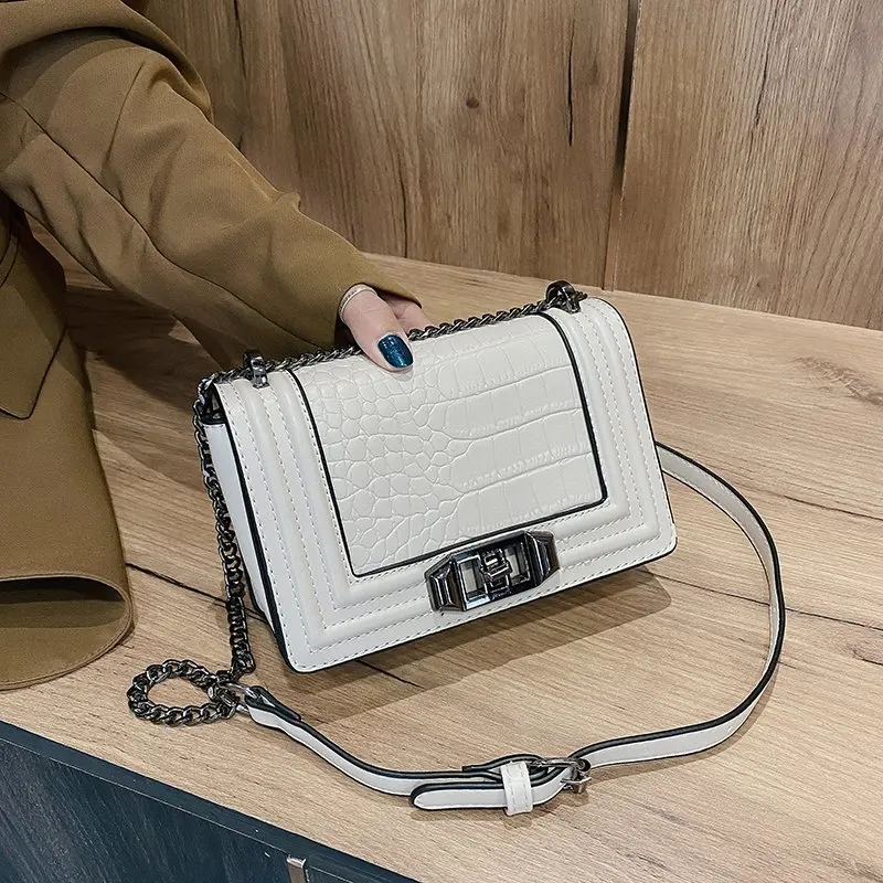 Fashion Crocodile pattern Small Square Bags For Women 2020 Luxury Designer Chains Shoulder Bag High Quality PU Leather Handbags
Fashion Crocodile pattern Small Square Bags For Women 2020 Luxury Designer Chains Shoulder Bag High Quality PU Leather Handbags