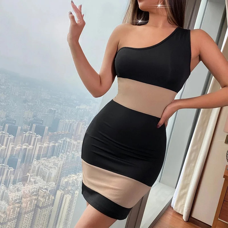 Summer Sexy Colorblock One Shoulder Bodycon Dress Women Clubwear Contrast Color Striped Sleeveless Mini Dress 2022 Y2K Clothes
Summer Sexy Colorblock One Shoulder Bodycon Dress Women Clubwear Contrast Color Striped Sleeveless Mini Dress 2022 Y2K Clothes