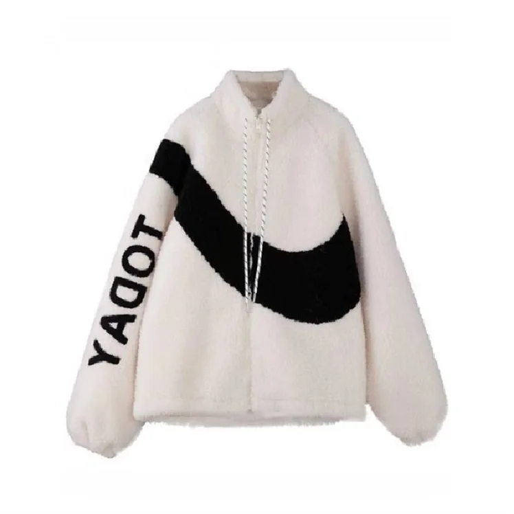 Large size women's autumn and winter new lamb wool sweater women's loose korean zipper cardigan coat versatile
Large size women's autumn and winter new lamb wool sweater women's loose korean zipper cardigan coat versatile