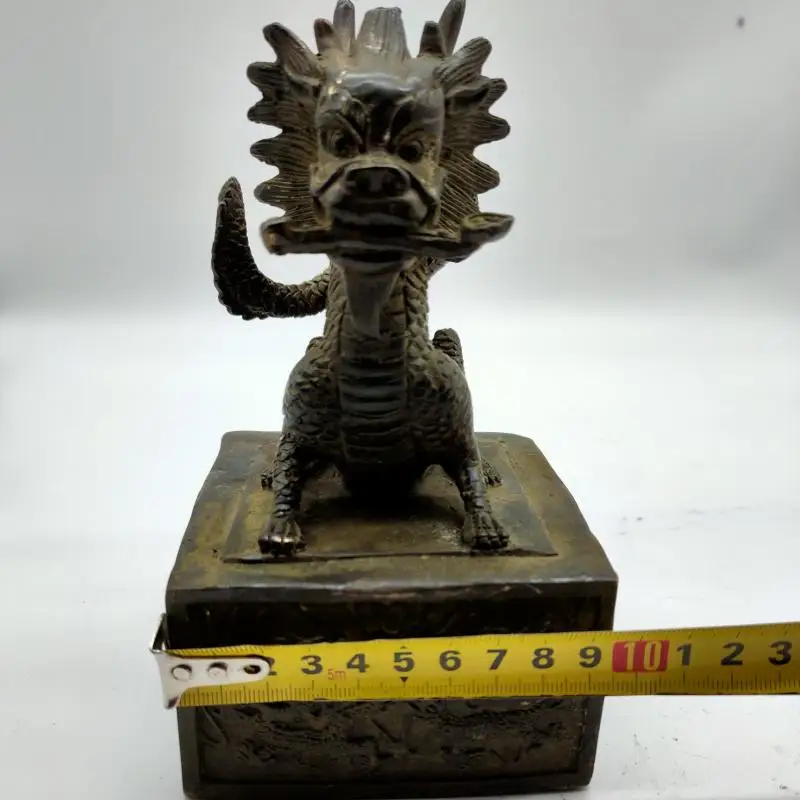 Copper Statue Manufacturer's direct sale Bronze Dragon pattern Play with beads Seal ornament Qilin presents Rui seal gold jade
Copper Statue Manufacturer's direct sale Bronze Dragon pattern Play with beads Seal ornament Qilin presents Rui seal gold jade