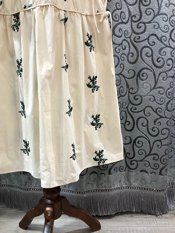 Women's Top Quality Dress 2021 Spring Summer Clothes Woman Exquisite Embroidery Short Sleeve Casual Loose Dress Apricot Blue 
Women's Top Quality Dress 2021 Spring Summer Clothes Woman Exquisite Embroidery Short Sleeve Casual Loose Dress Apricot Blue