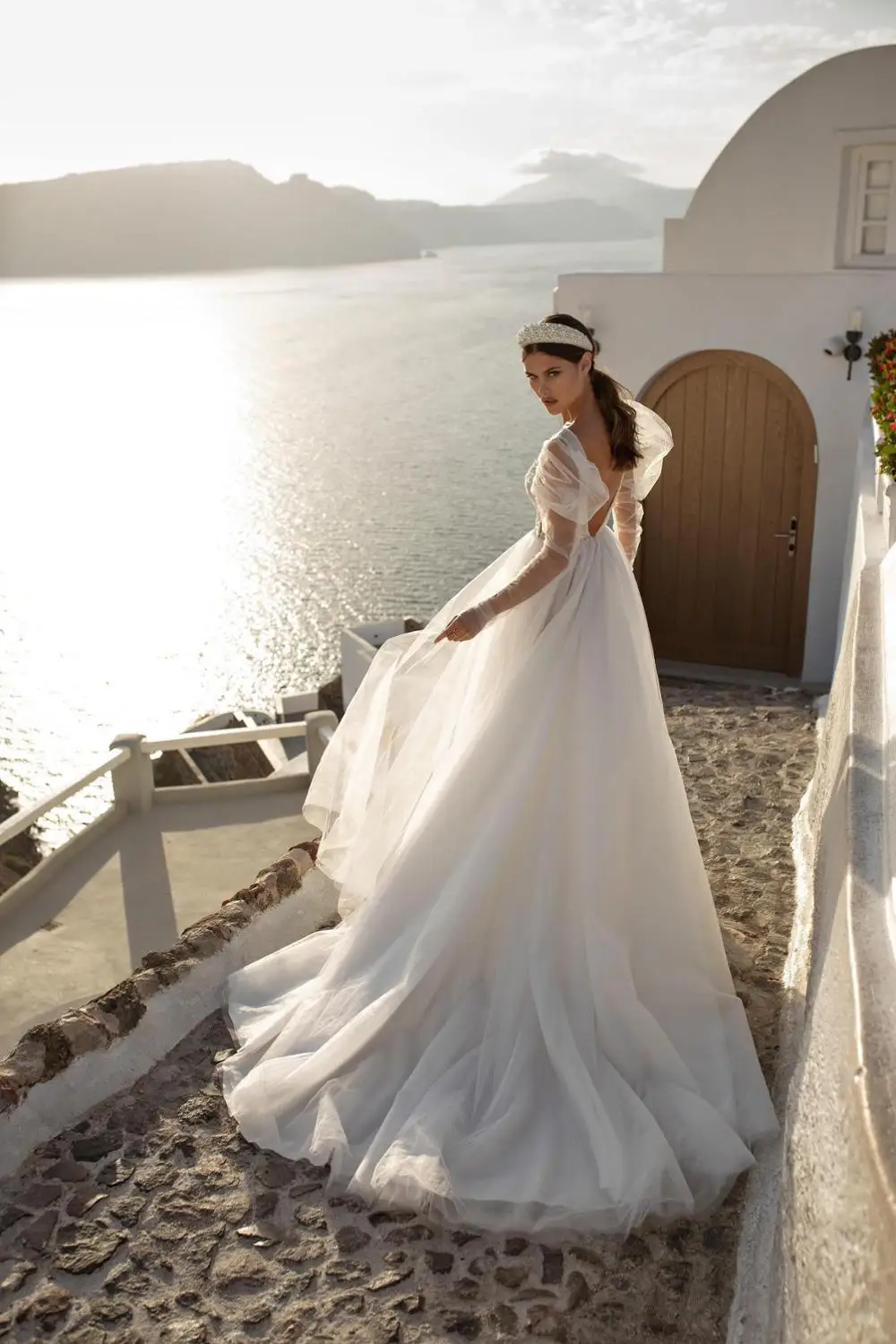 A Line Wedding Dress Glitter Boho Bridal Dresses V Neck arabic Vestido De Noiva Wedding Gowns For Girl Custom Made HA205
A Line Wedding Dress Glitter Boho Bridal Dresses V Neck arabic Vestido De Noiva Wedding Gowns For Girl Custom Made HA205