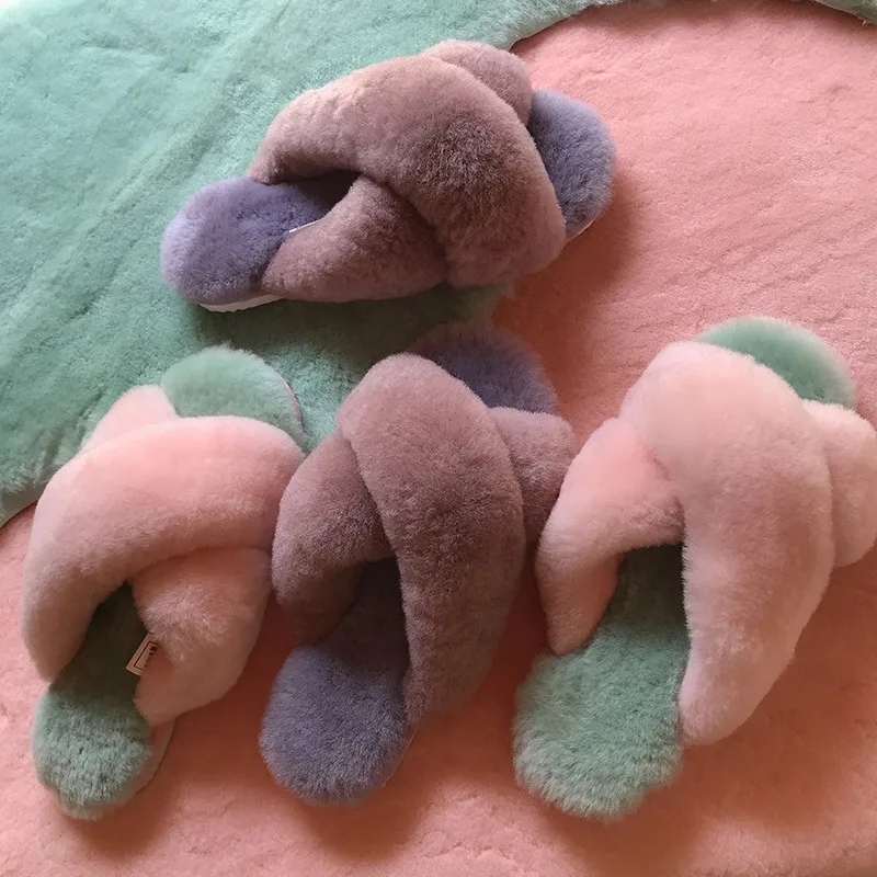 2021 New Natural Sheepskin Fur Slippers Women's Winter Slippers Leisure Warm Indoor Antiskid Slippers Soft Wool Household Shoes
2021 New Natural Sheepskin Fur Slippers Women's Winter Slippers Leisure Warm Indoor Antiskid Slippers Soft Wool Household Shoes