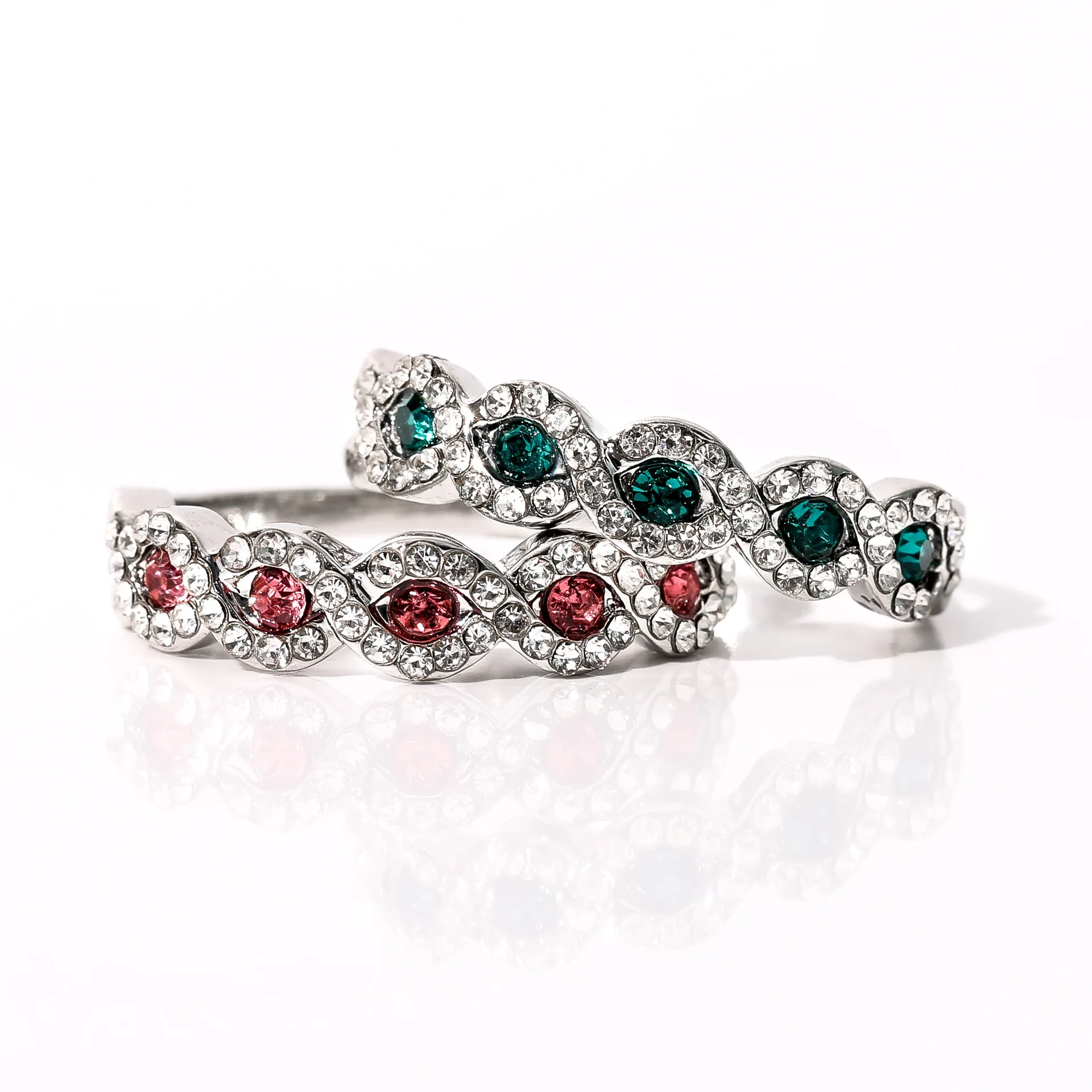 Mifeiya Simple Full Red Water Drop Rhinestone Zircon Crystal Ring for Teardrop Women Wedding Engagement Fashion Jewelry
Mifeiya Simple Full Red Water Drop Rhinestone Zircon Crystal Ring for Teardrop Women Wedding Engagement Fashion Jewelry
