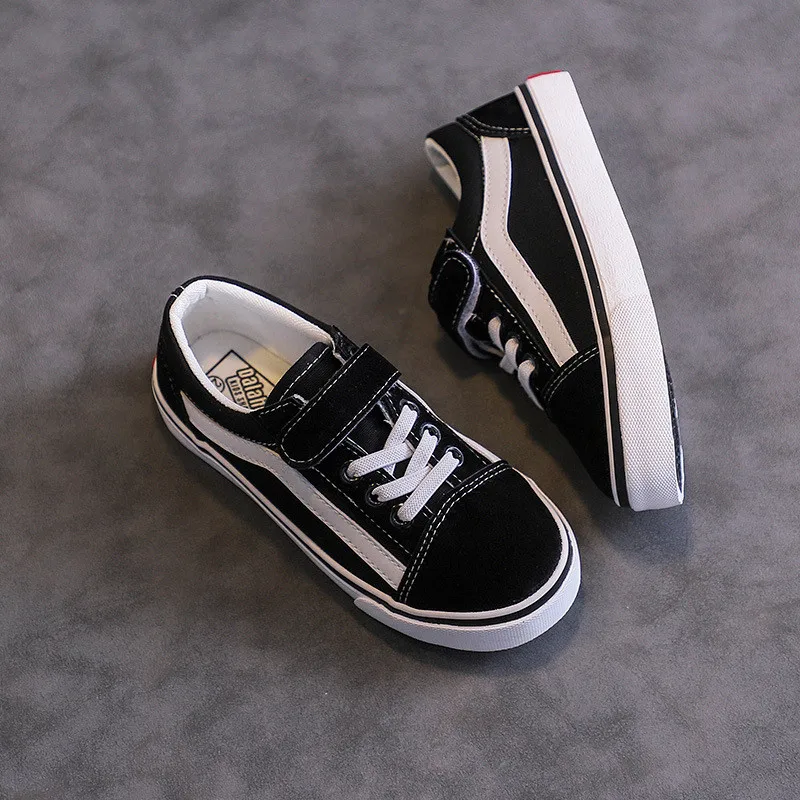 Children's Canvas Shoes Boys and Girls Shoes 2020 Summer Small, Medium and Large Children's Board Shoes Baby Soft Sole Sneakers
Children's Canvas Shoes Boys and Girls Shoes 2020 Summer Small, Medium and Large Children's Board Shoes Baby Soft Sole Sneakers