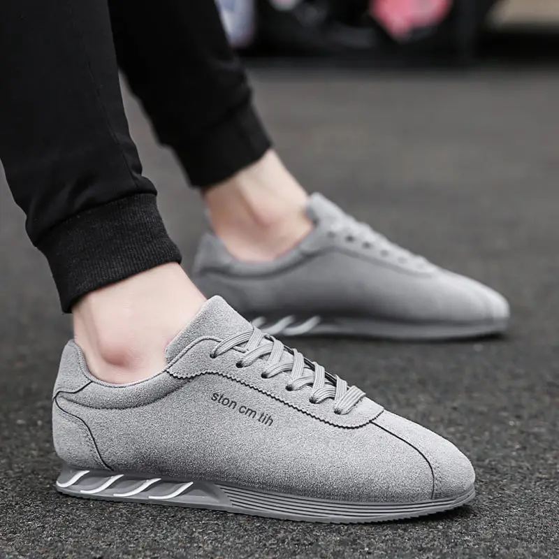 Casual Shoes Men Sneakers Fashion Leather Flat Sneakers Male Lightweight Comfortable Running Shoes Mens Tenis Masculino
Casual Shoes Men Sneakers Fashion Leather Flat Sneakers Male Lightweight Comfortable Running Shoes Mens Tenis Masculino