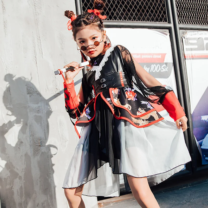 Детский костюм для уличных танцев, в стиле хип-хоп, для выступлений, на новый год, вечерние
Детский костюм для уличных танцев, в стиле хип-хоп, для выступлений, на новый год, вечерние