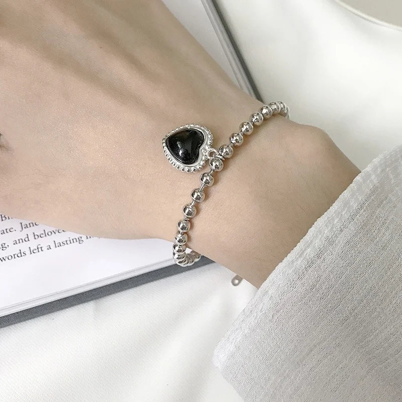 Heart Bangles for Woman Creative Women Bracelet Hiphop Black Pendant Lovers Bracelets Jewelry Silver Color Trendy Metal Pulseras
Heart Bangles for Woman Creative Women Bracelet Hiphop Black Pendant Lovers Bracelets Jewelry Silver Color Trendy Metal Pulseras