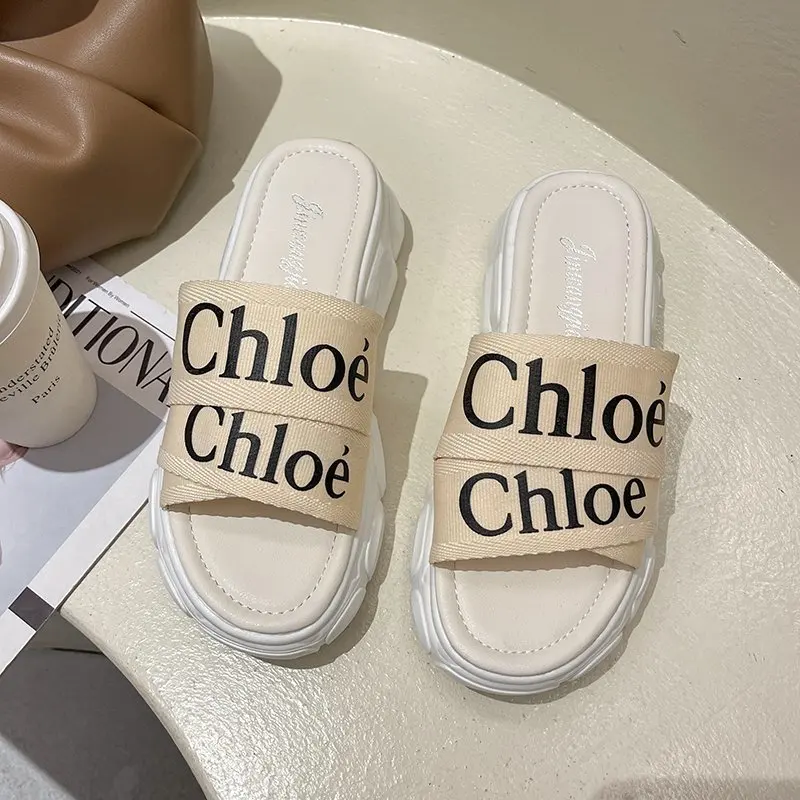 Sandals British Style Thick Bottom Shoes Women Sandals Retro Female Luxury Design Platform Summer Slippers Version of Wild Flats 
Sandals British Style Thick Bottom Shoes Women Sandals Retro Female Luxury Design Platform Summer Slippers Version of Wild Flats