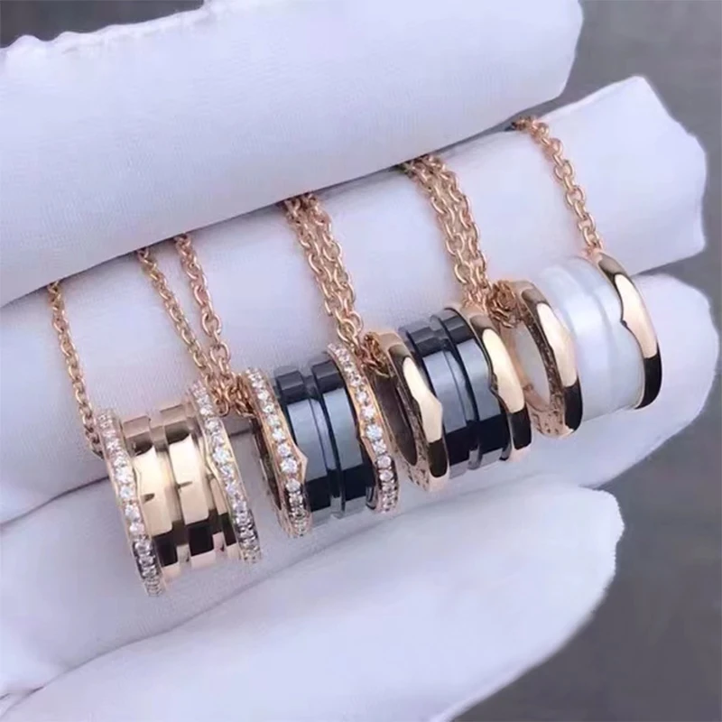 Titanium steel necklace and black-and-white ceramic necklace, classical crystal jewelry, suitable for partners, holiday gifts, f
Titanium steel necklace and black-and-white ceramic necklace, classical crystal jewelry, suitable for partners, holiday gifts, f