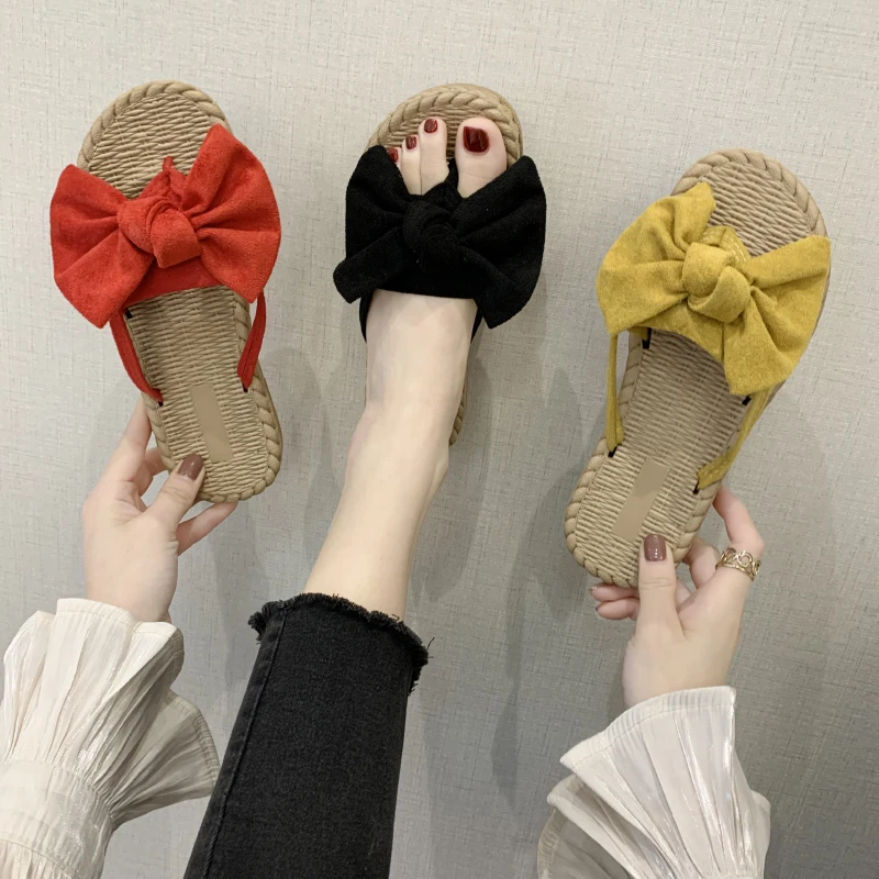 Flat Shoes Female Summer Clogs Woman Slippers Casual Flock Pantofle Rubber Flip Flops Slides Butterfly-Knot Beach Luxury 2021 Ha
Flat Shoes Female Summer Clogs Woman Slippers Casual Flock Pantofle Rubber Flip Flops Slides Butterfly-Knot Beach Luxury 2021 Ha