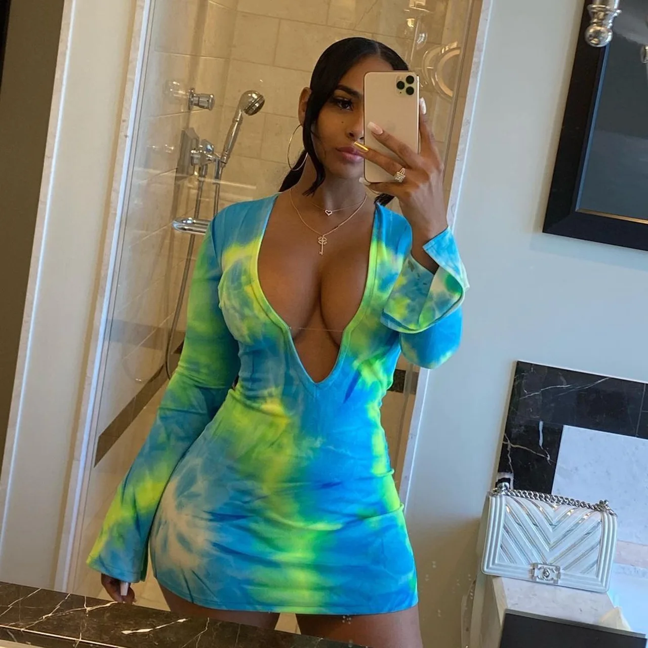 Sexy Deep V Neck Dress Tie Dye Long Flare Sleeve Bodycon Mini Dresses Women Y2k Clothes Woman Summer Clothes Club Party Wear
Sexy Deep V Neck Dress Tie Dye Long Flare Sleeve Bodycon Mini Dresses Women Y2k Clothes Woman Summer Clothes Club Party Wear