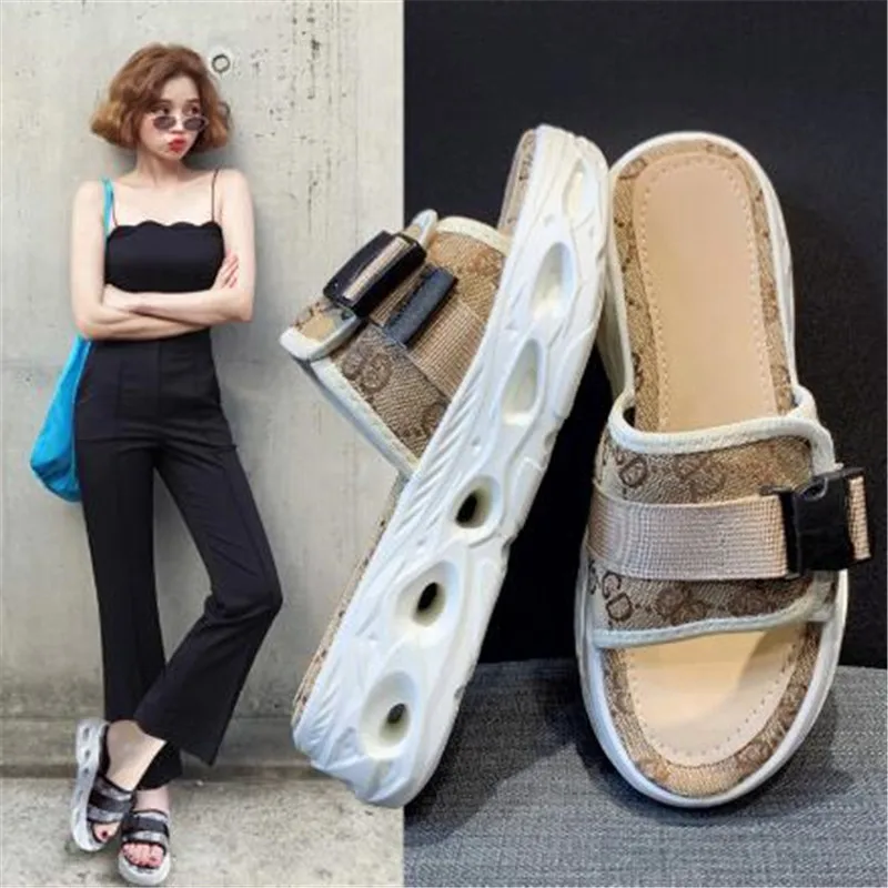 New women's sandals fashion thick-soled non-slip cloth buckle light and comfortable all-match casual sandals women
New women's sandals fashion thick-soled non-slip cloth buckle light and comfortable all-match casual sandals women
