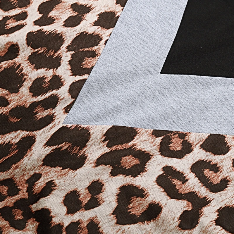 Zoulv 2021 Women Full Sleeve Hooded Pullovers Hoodies Top for Women New Streetwear Autumn Winter Leopard Patchwork Hoodies
Zoulv 2021 Women Full Sleeve Hooded Pullovers Hoodies Top for Women New Streetwear Autumn Winter Leopard Patchwork Hoodies