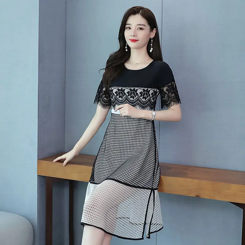Women's Dress Spring Summer Style Women's A-Line Square Collar Lace Plaid Cutout Fashion Design Ladies Dress SS3249
Women's Dress Spring Summer Style Women's A-Line Square Collar Lace Plaid Cutout Fashion Design Ladies Dress SS3249