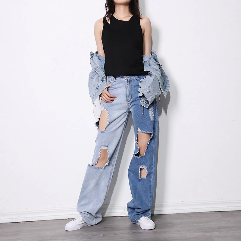 TWOTWINSTYLE Casual Loose Patchwork Hole Denim Trousers For Women High Waist Straight Pants Female 2021 Spring Fashion Clothing
TWOTWINSTYLE Casual Loose Patchwork Hole Denim Trousers For Women High Waist Straight Pants Female 2021 Spring Fashion Clothing