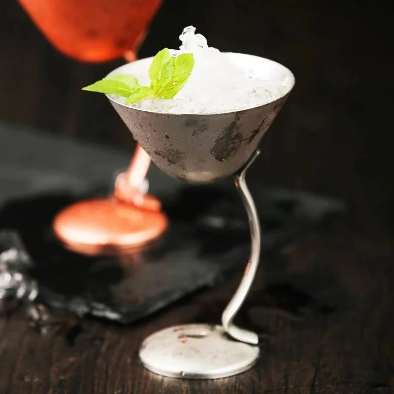 Stainless steel cocktail glass martini glass copper-plated stainless steel 304 rose gold glass bar supplies
Stainless steel cocktail glass martini glass copper-plated stainless steel 304 rose gold glass bar supplies