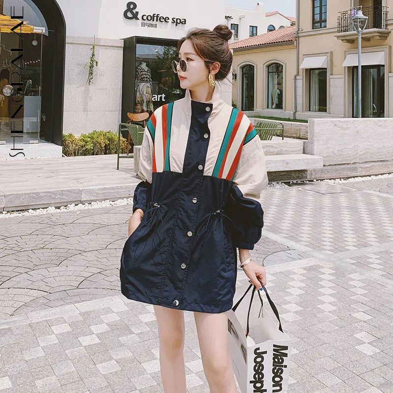 SHENGPALAE Streetwear Jacket Women Autumn 2021 New Lapel Loose Zipper Long Sleeve Color Matching Trench Coat Female Tide 5E3111
SHENGPALAE Streetwear Jacket Women Autumn 2021 New Lapel Loose Zipper Long Sleeve Color Matching Trench Coat Female Tide 5E3111