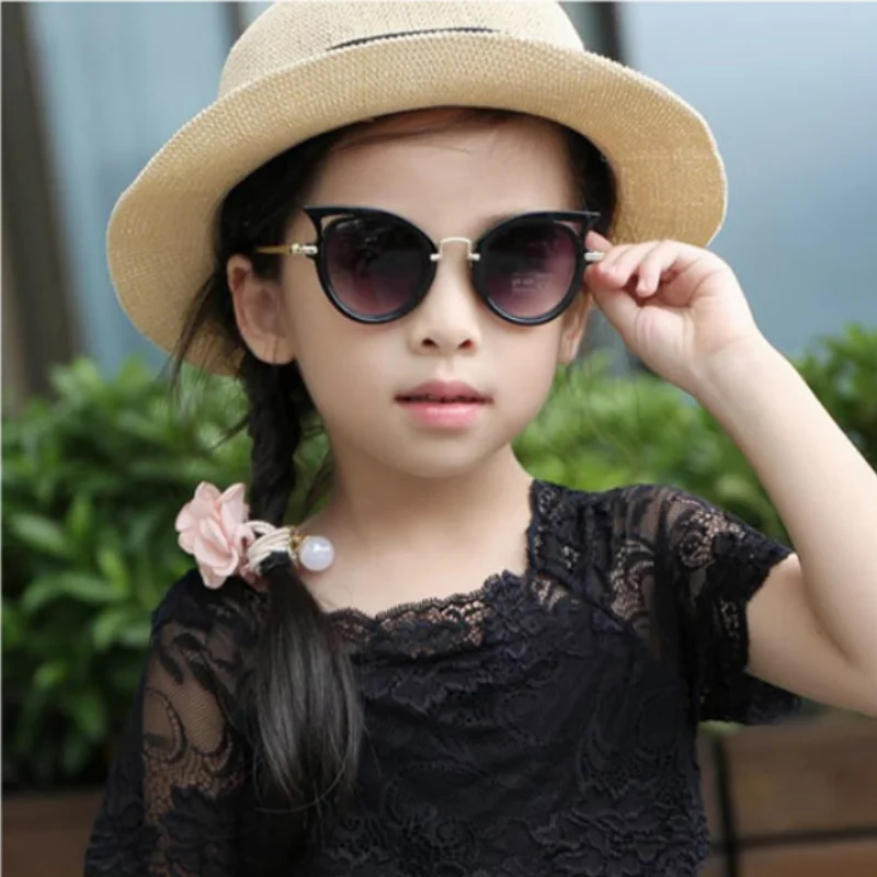 2021 Lens Baby Sun Glasses Kids Sunglasses Girls Brand Cat Eye Children Glasses Boys UV400 Cute Eyewear Shades Goggles
2021 Lens Baby Sun Glasses Kids Sunglasses Girls Brand Cat Eye Children Glasses Boys UV400 Cute Eyewear Shades Goggles