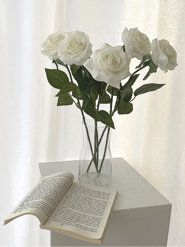 Rose Simulation Flowers with Thorns, Moisturizing Flowers, Home Soft Decoration with Desk Pink and White Valentine's Day Gift
Rose Simulation Flowers with Thorns, Moisturizing Flowers, Home Soft Decoration with Desk Pink and White Valentine's Day Gift