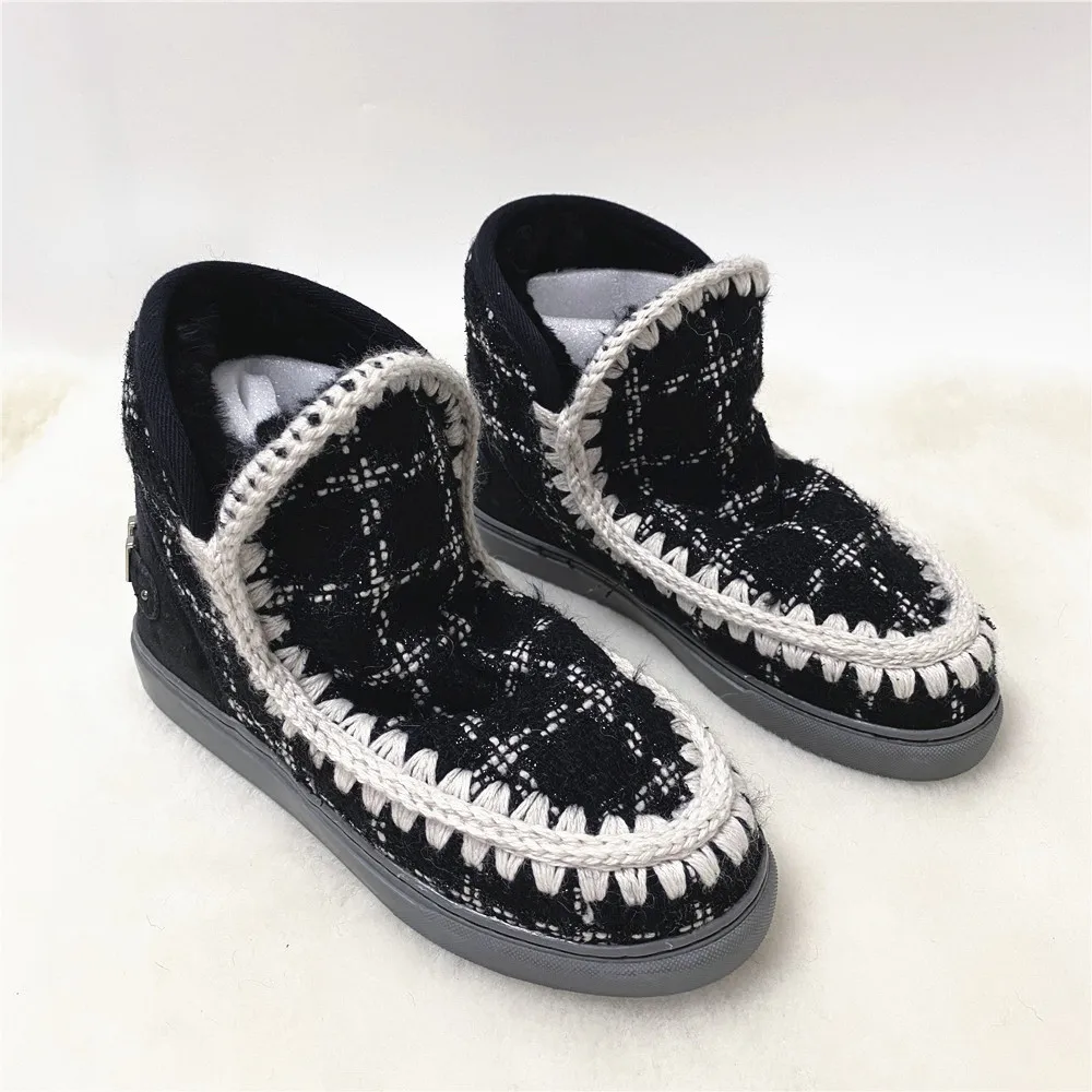 2022 winter women snow boots eskimo sneaker tartan metal logo sheepskin handmade sewing wedge ladies ankle short boot
2022 winter women snow boots eskimo sneaker tartan metal logo sheepskin handmade sewing wedge ladies ankle short boot