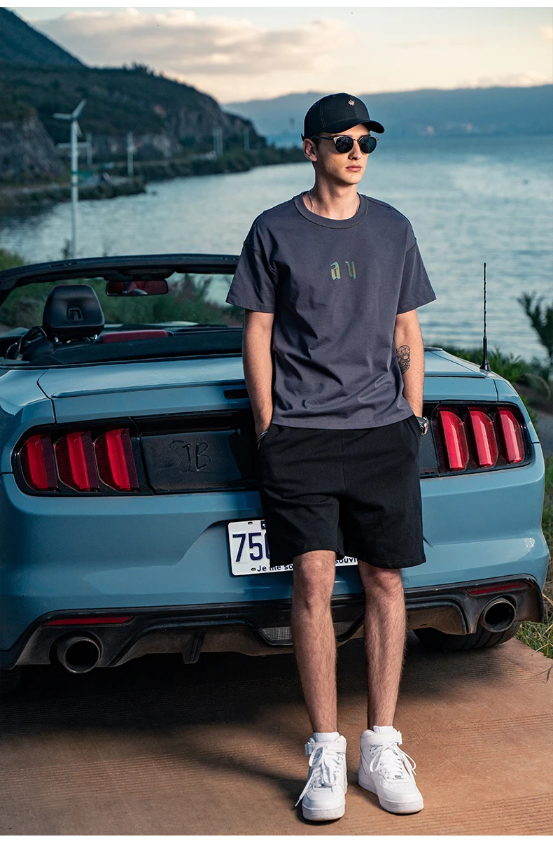 YTX1916 new Youth reflective letters printed loose cotton short-sleeved T-shirt men
YTX1916 new Youth reflective letters printed loose cotton short-sleeved T-shirt men